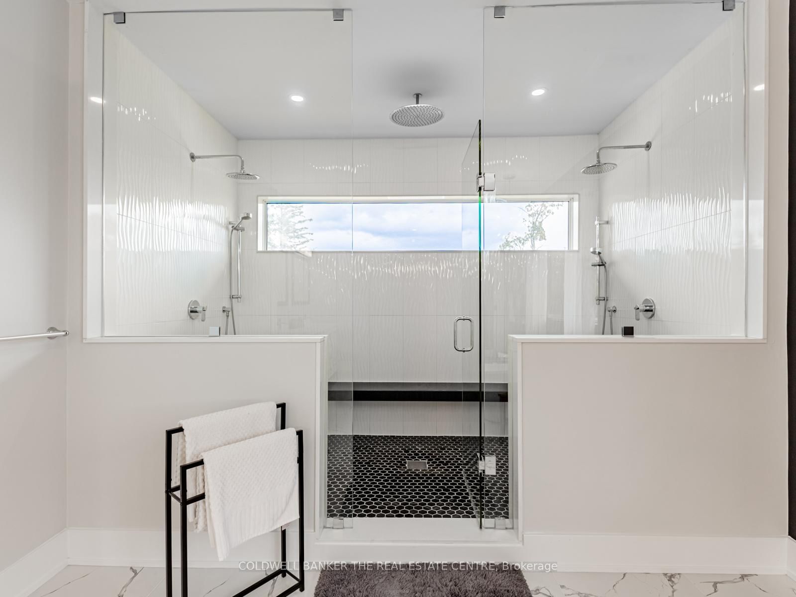 2166 10th Side Road • Bradford West Gwillimbury, ON photo 18