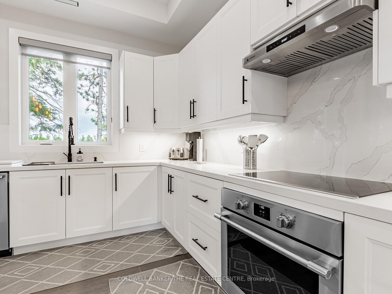 2166 10th Side Road • Bradford West Gwillimbury, ON photo 31