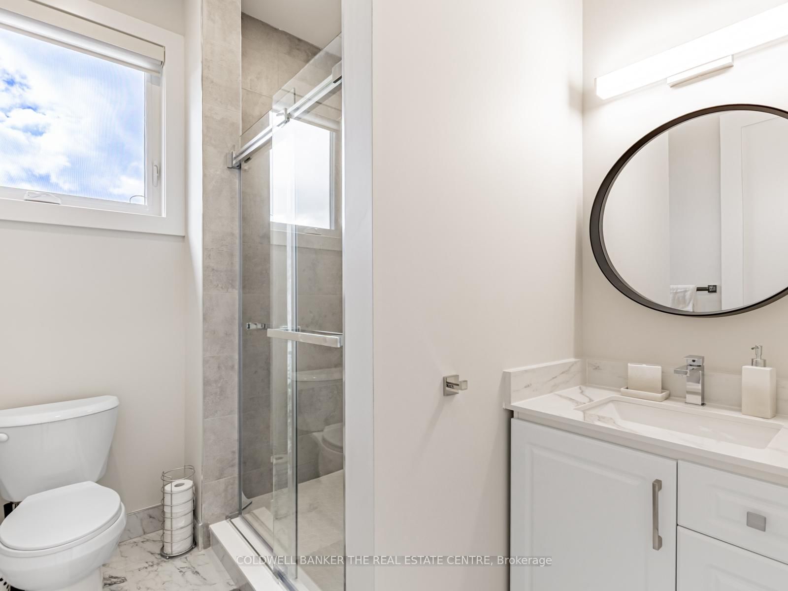 2166 10th Side Road • Bradford West Gwillimbury, ON photo 42