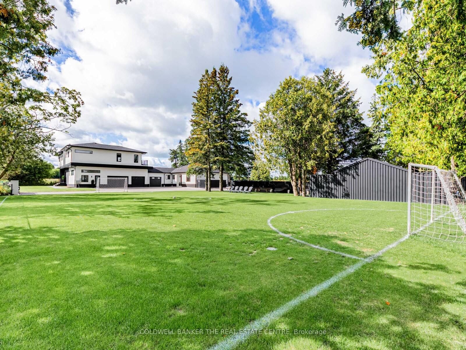 2166 10th Side Road • Bradford West Gwillimbury, ON photo 48
