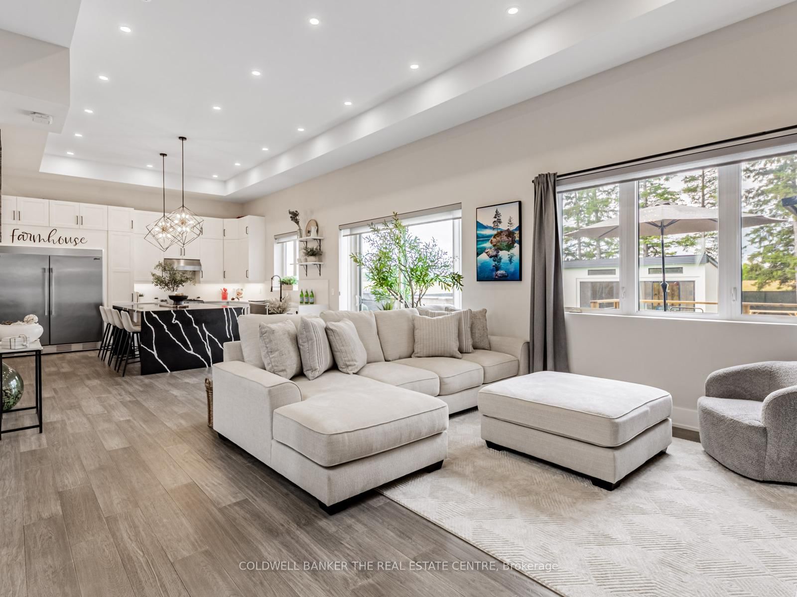 2166 10th Side Road • Bradford West Gwillimbury, ON photo 6