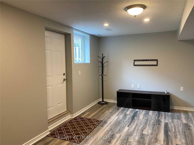Bsmt - 223 Woodspring Avenue