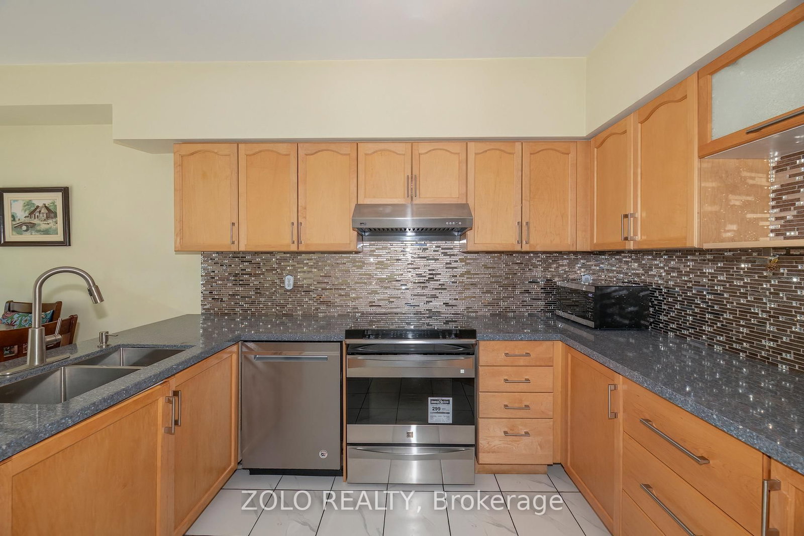 23 Observatory Lane • #26 • Richmond Hill, ON photo 14