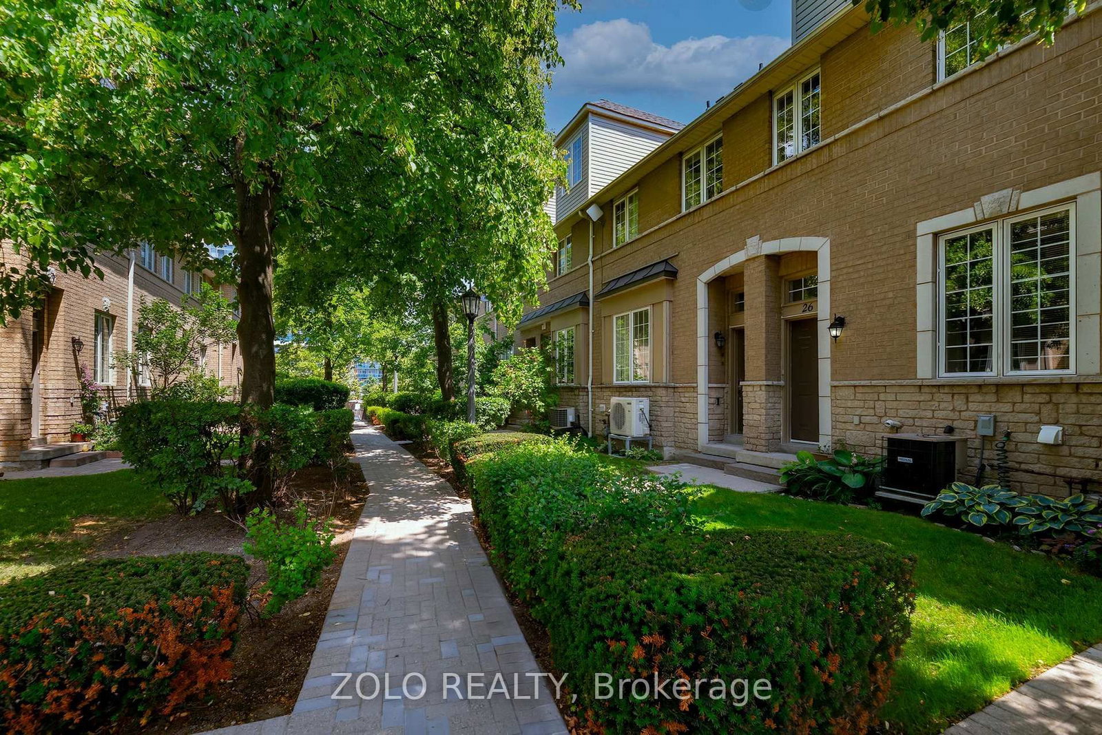 23 Observatory Lane • #26 • Richmond Hill, ON photo 28