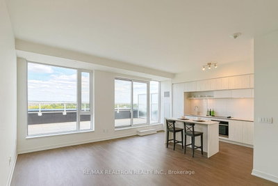 Unit PH915 — 6 David Eyer Road — photo 6