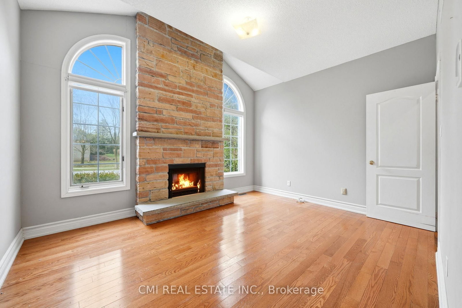 15 Treegrove Circle • Aurora, ON photo 18