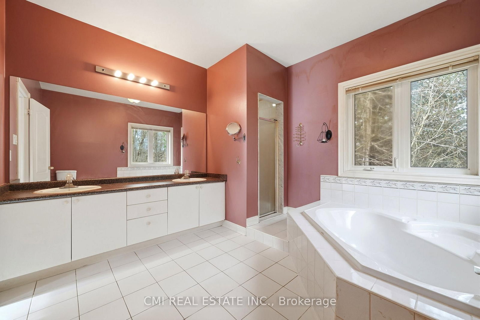 15 Treegrove Circle • Aurora, ON photo 31