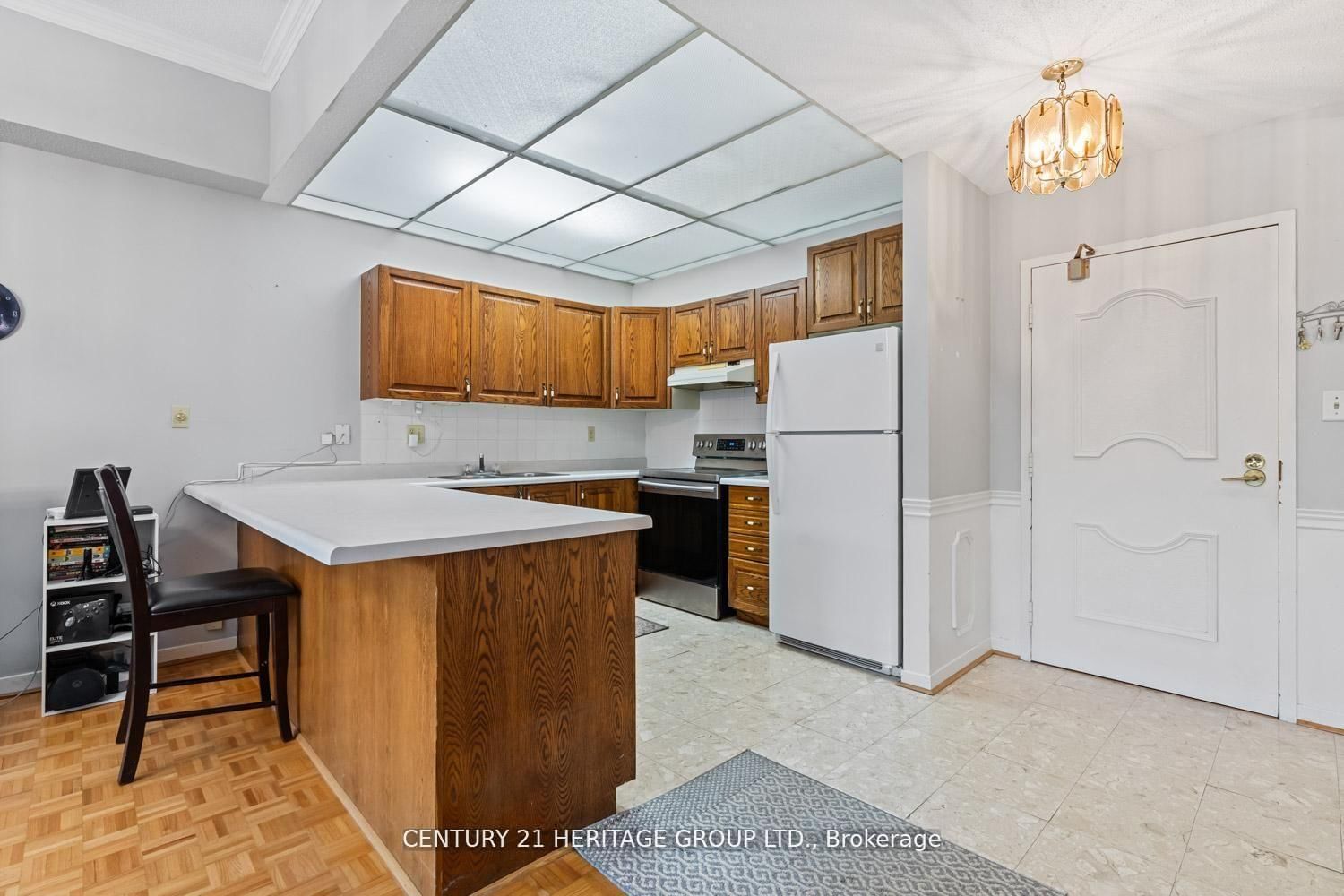 166 Olive Street • #105 • East Gwillimbury, ON photo 20