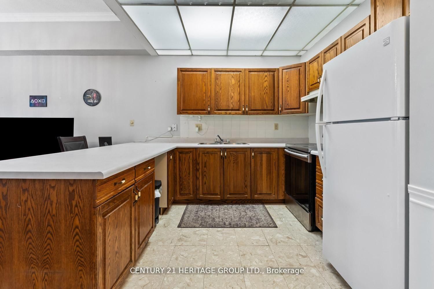 166 Olive Street • #105 • East Gwillimbury, ON photo 21