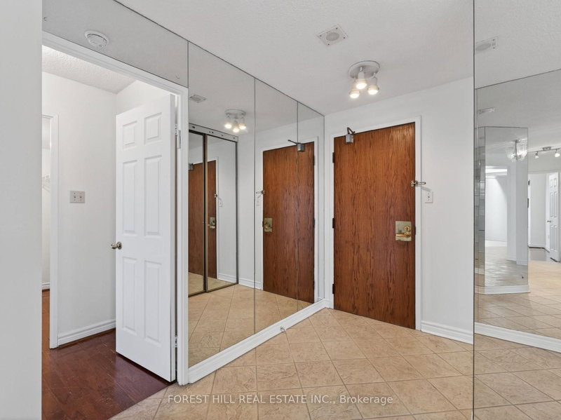 203 - 343 Clark Avenue W