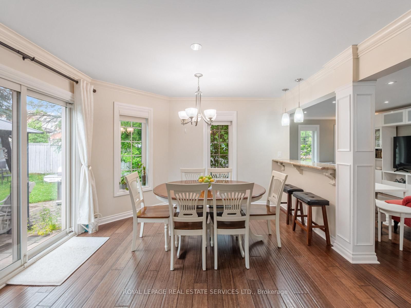 63 Deerglen Terrace • Aurora, ON photo 16