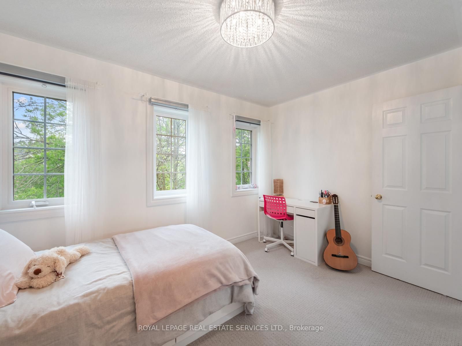 63 Deerglen Terrace • Aurora, ON photo 24