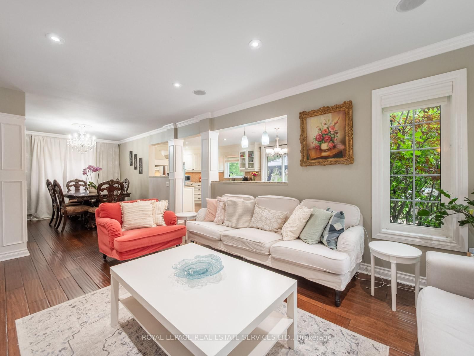 63 Deerglen Terrace • Aurora, ON photo 9