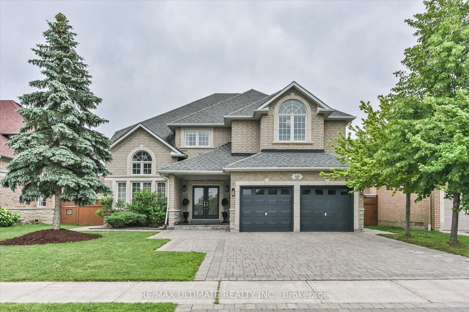 Detached House for sale at 123 Village Green Drive, Vaughan, Ontario, L4L 0G9 - East Woodbridge - MLS: N13528768