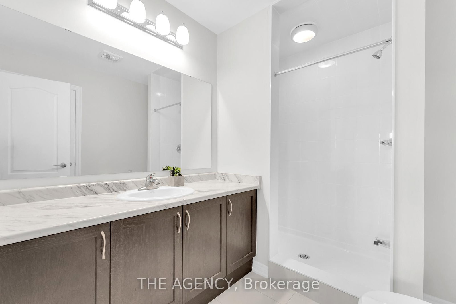 2064 Donald Cousens Parkway • Markham, ON photo 28