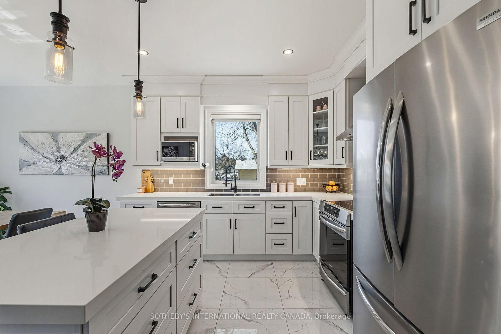 71 Burke Street • Georgina, ON photo 15