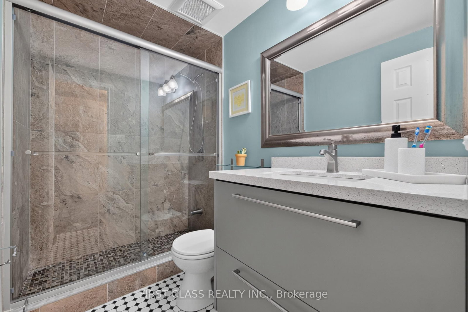 202 Royal Orchard Boulevard • Markham, ON photo 30