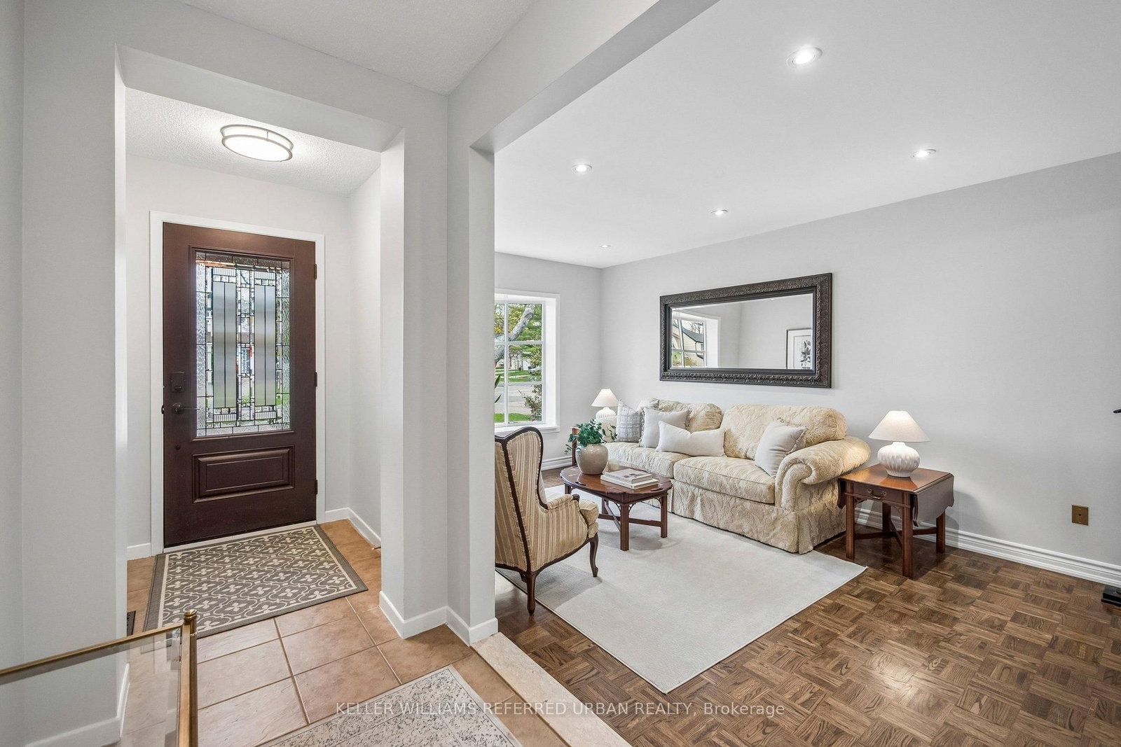 78 Springhead Gardens • Richmond Hill, ON photo 5