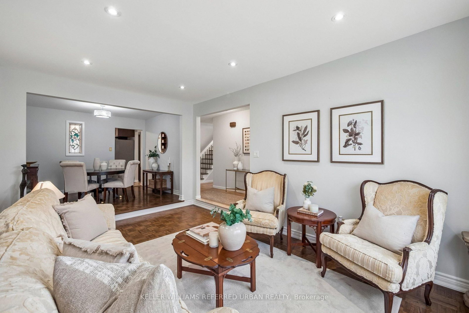 78 Springhead Gardens • Richmond Hill, ON photo 8