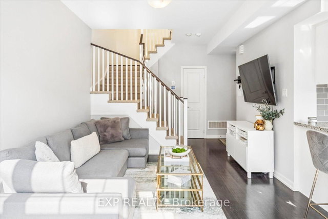 322 - 15 Whitaker Way
