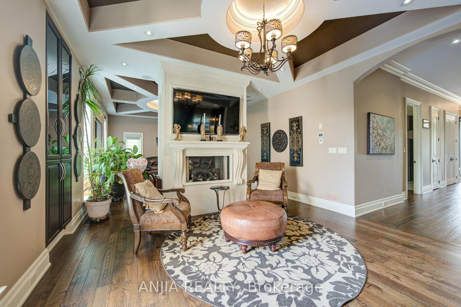 452 Fernleigh Circle S • Richmond Hill, ON photo 8
