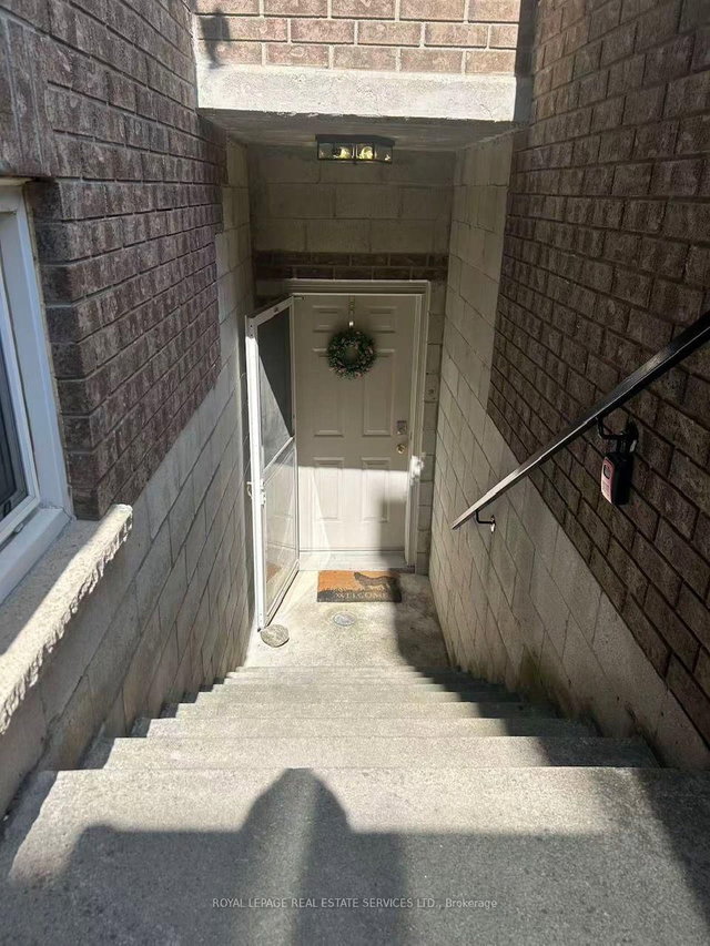 71 Stockdale Crescent