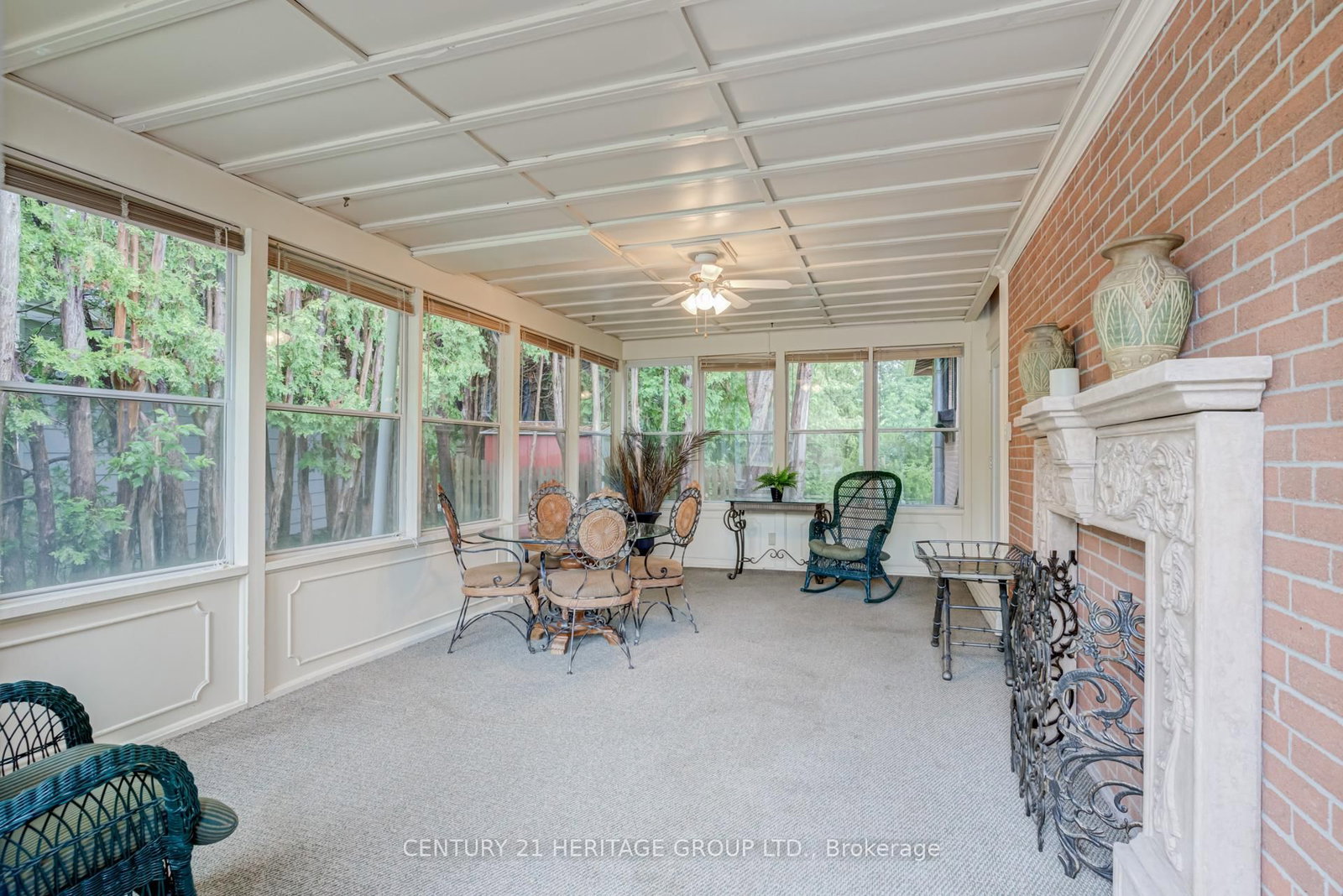 129 Bolton Avenue • Newmarket, ON photo 4
