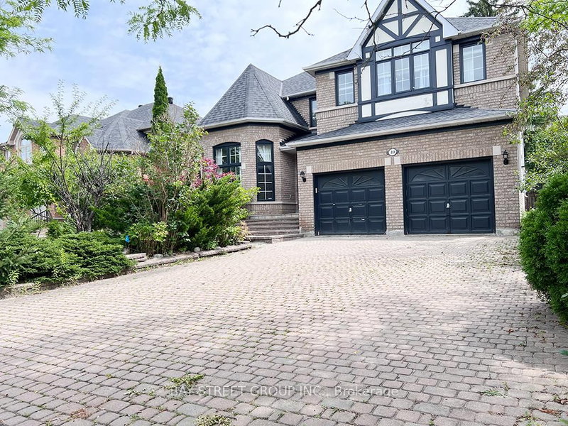 49 Forester Crescent, Markham