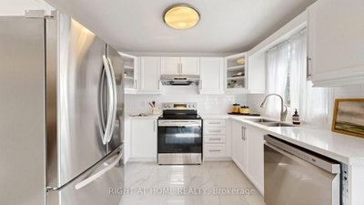 80 Barr Crescent • Aurora, ON photo 6