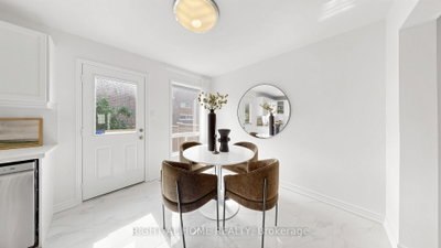 80 Barr Crescent • Aurora, ON photo 9
