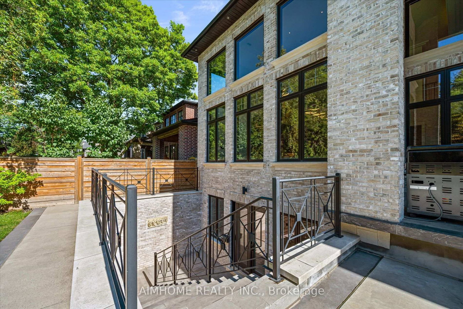 48 Maple Grove Avenue N • Richmond Hill, ON photo 35