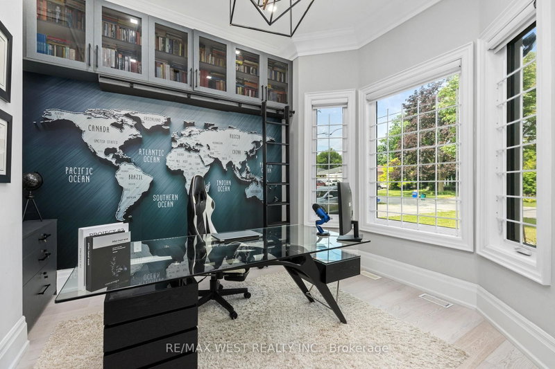 62 Sherwood Forest Drive