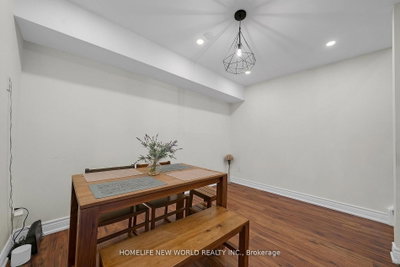 38 Springfair Avenue — photo 6