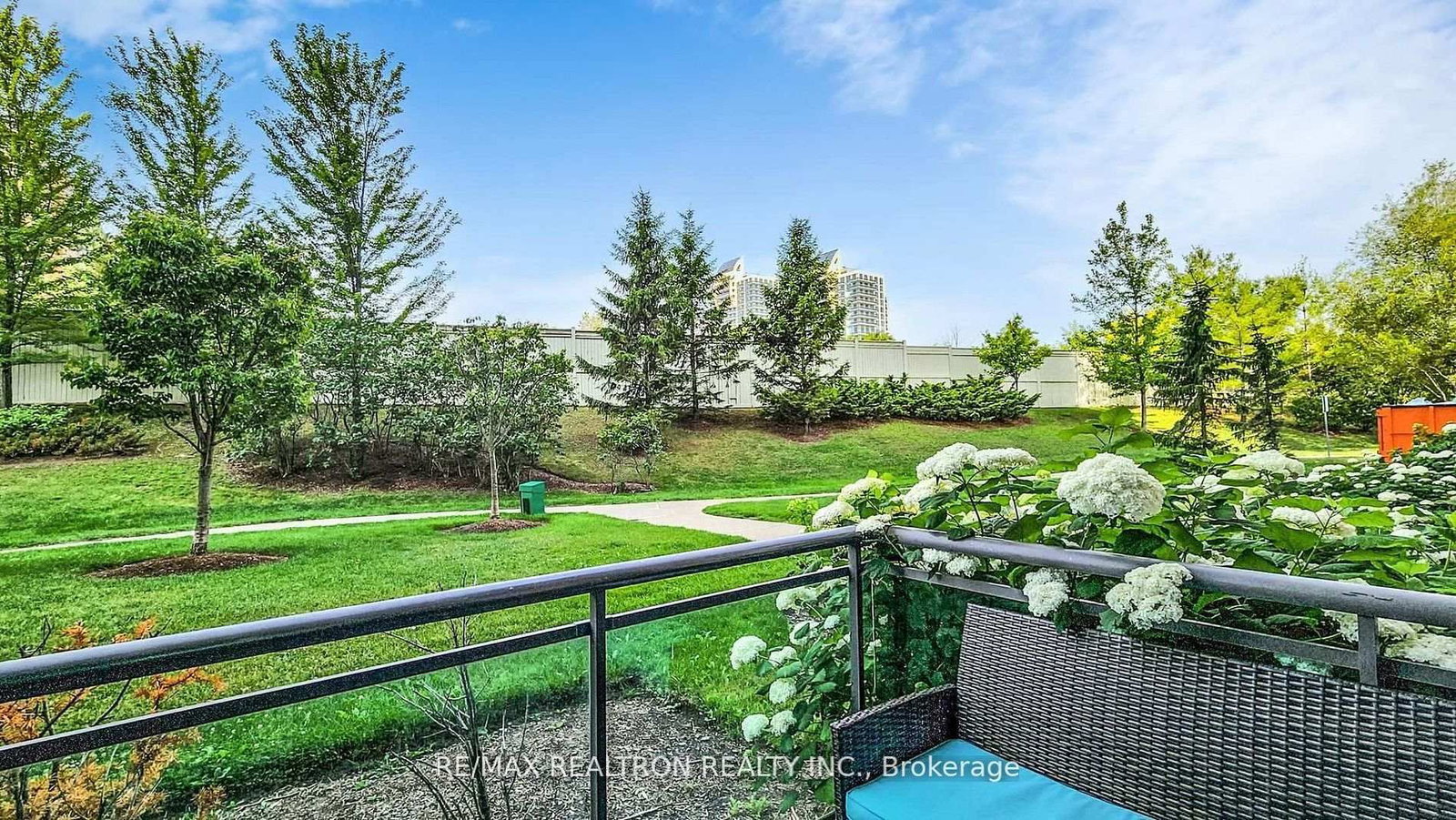 330 Red Maple Road • #103 • Richmond Hill, ON photo 33