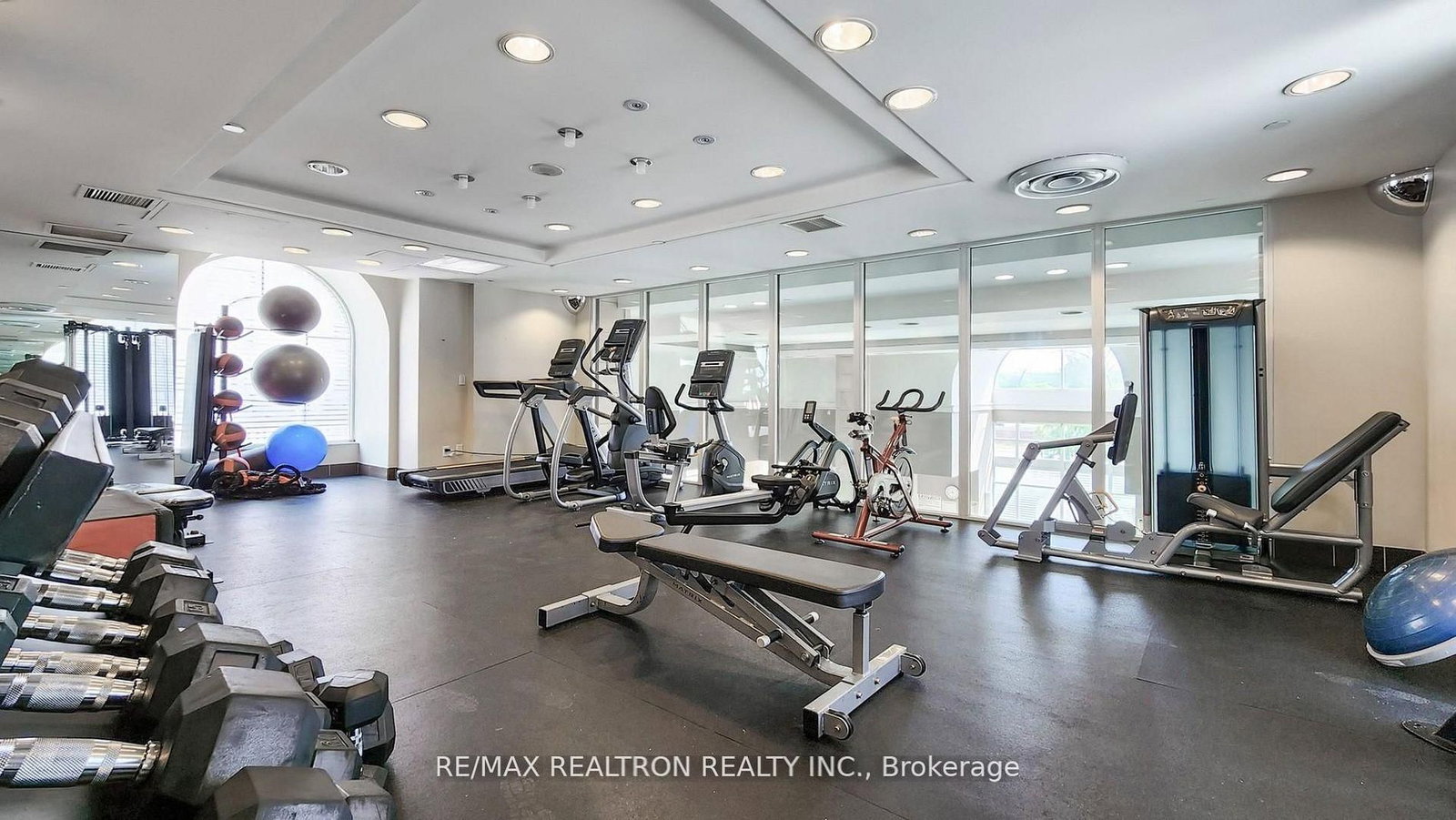 330 Red Maple Road • #103 • Richmond Hill, ON photo 48