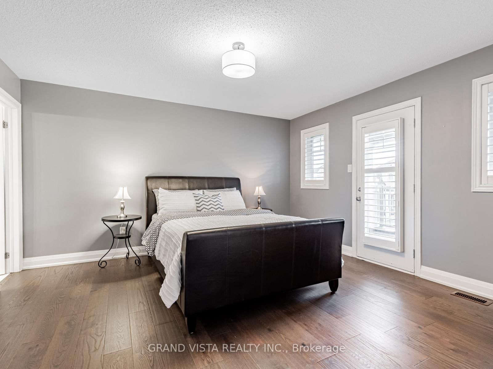 31 Routledge Drive • Richmond Hill, ON photo 27