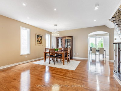 31 Routledge Drive — photo 6