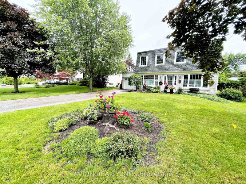 home for lease on 83 Lincoln Green Drive