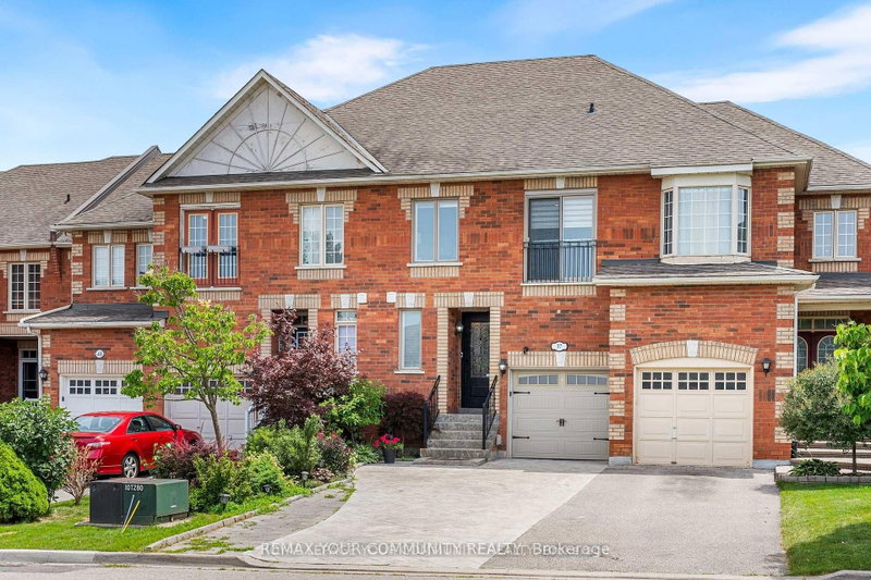 home for lease on 37 Copperstone Crescent