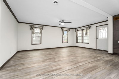 12 Briarwood Place • Innisfil, ON photo 8