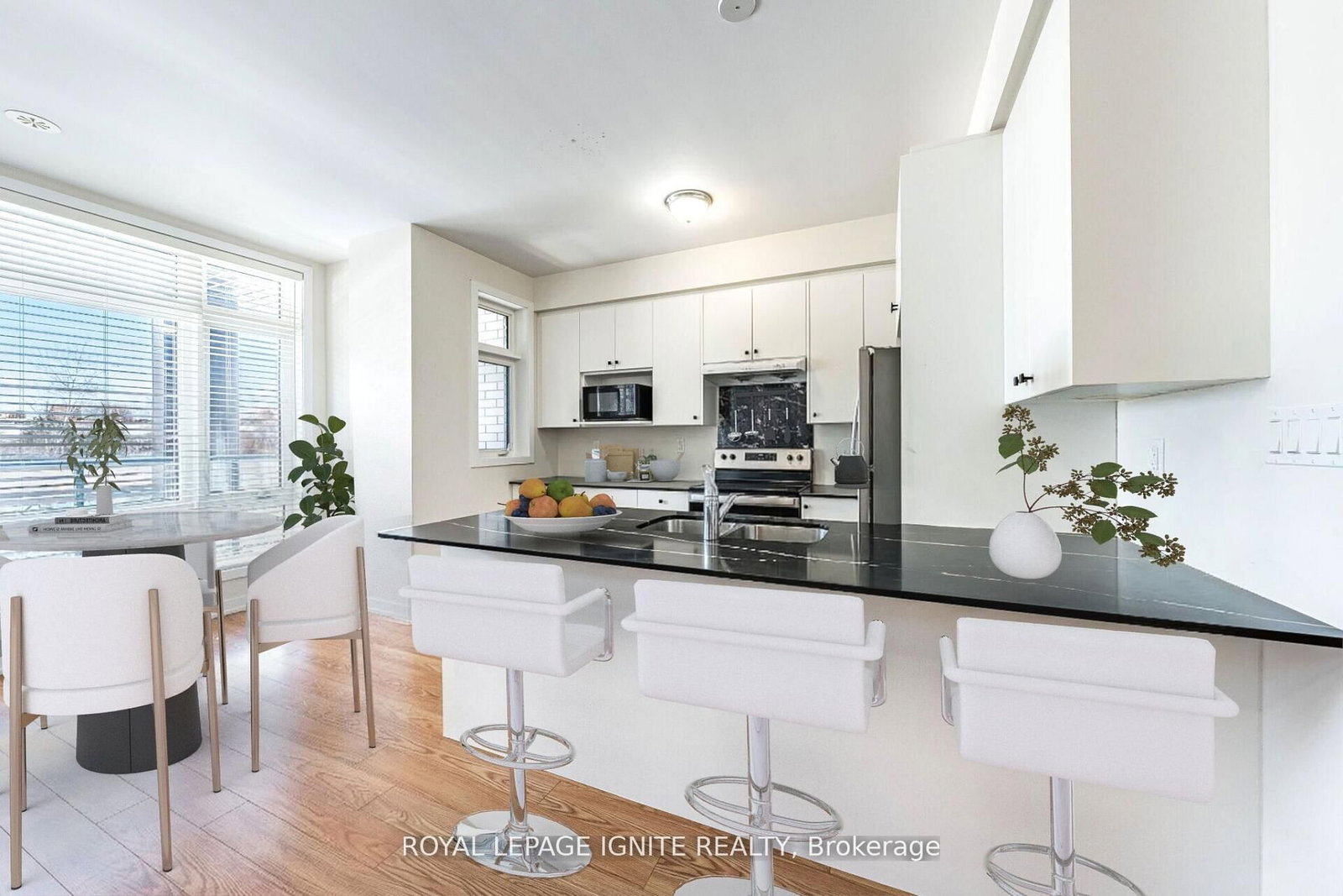 55 Chiffon St, Vaughan, view 16