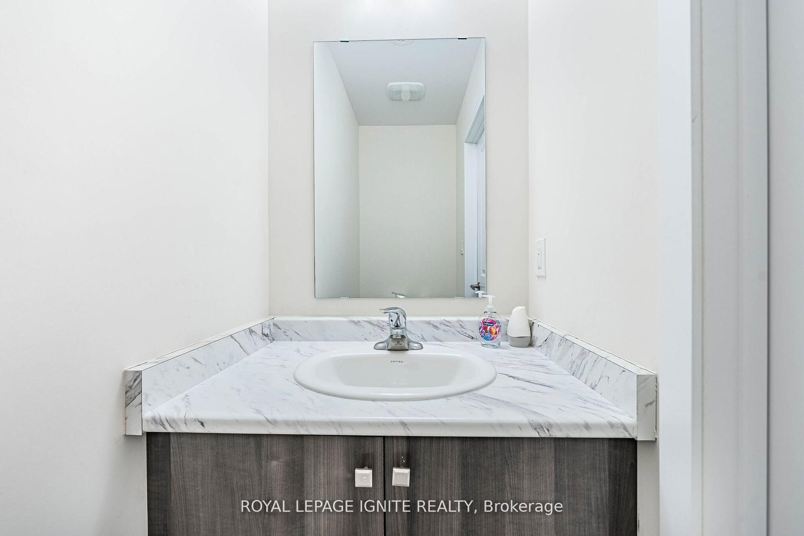55 Chiffon St, Vaughan, view 21