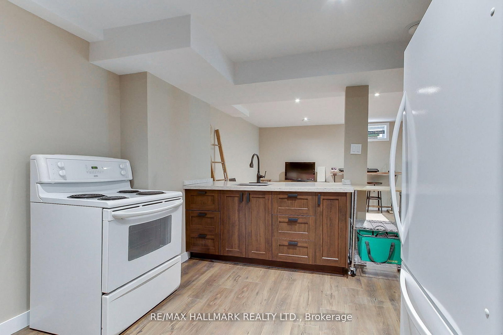 865 Arnold Crescent • Newmarket, ON photo 39