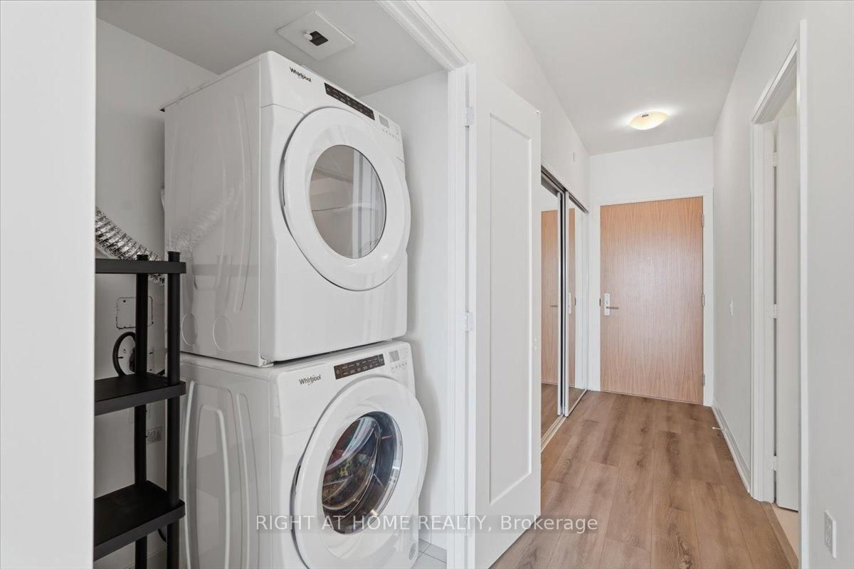 8960 Jane Street • #910 • Vaughan, ON photo 29
