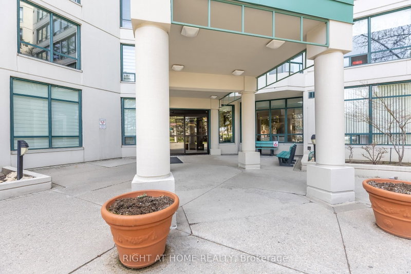 1001 - 120 Promenade Circle
