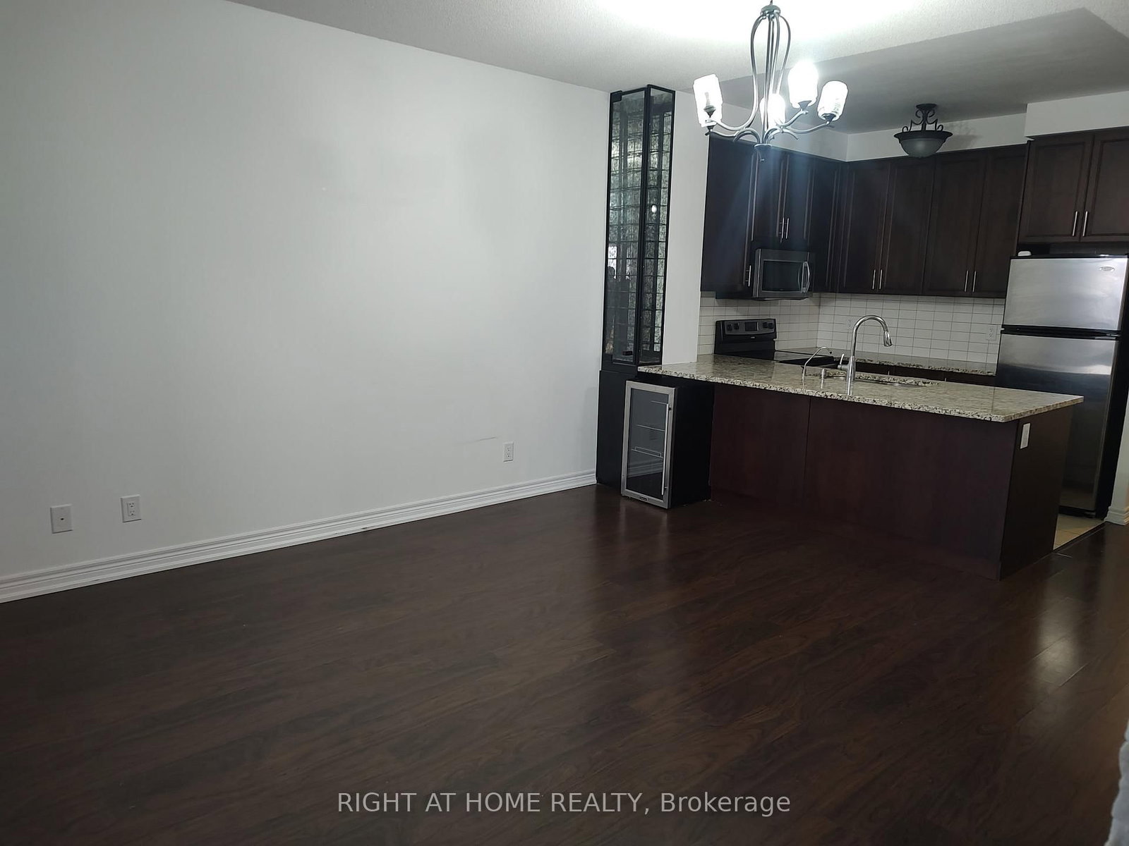 9245 Jane Street • #701 • Vaughan, ON photo 5