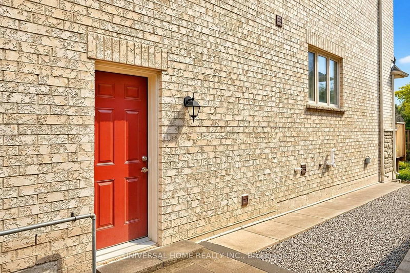 12 Ryler Way