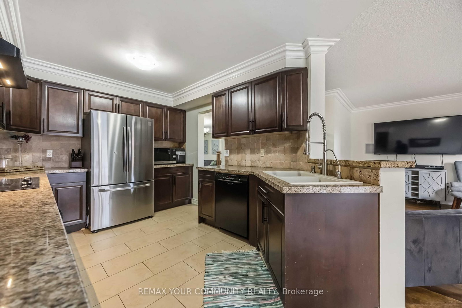 56 Hirst Avenue • Georgina, ON photo 18