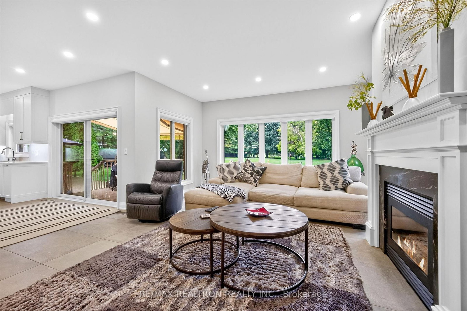 7 Maplehyrn Avenue • East Gwillimbury, ON photo 13