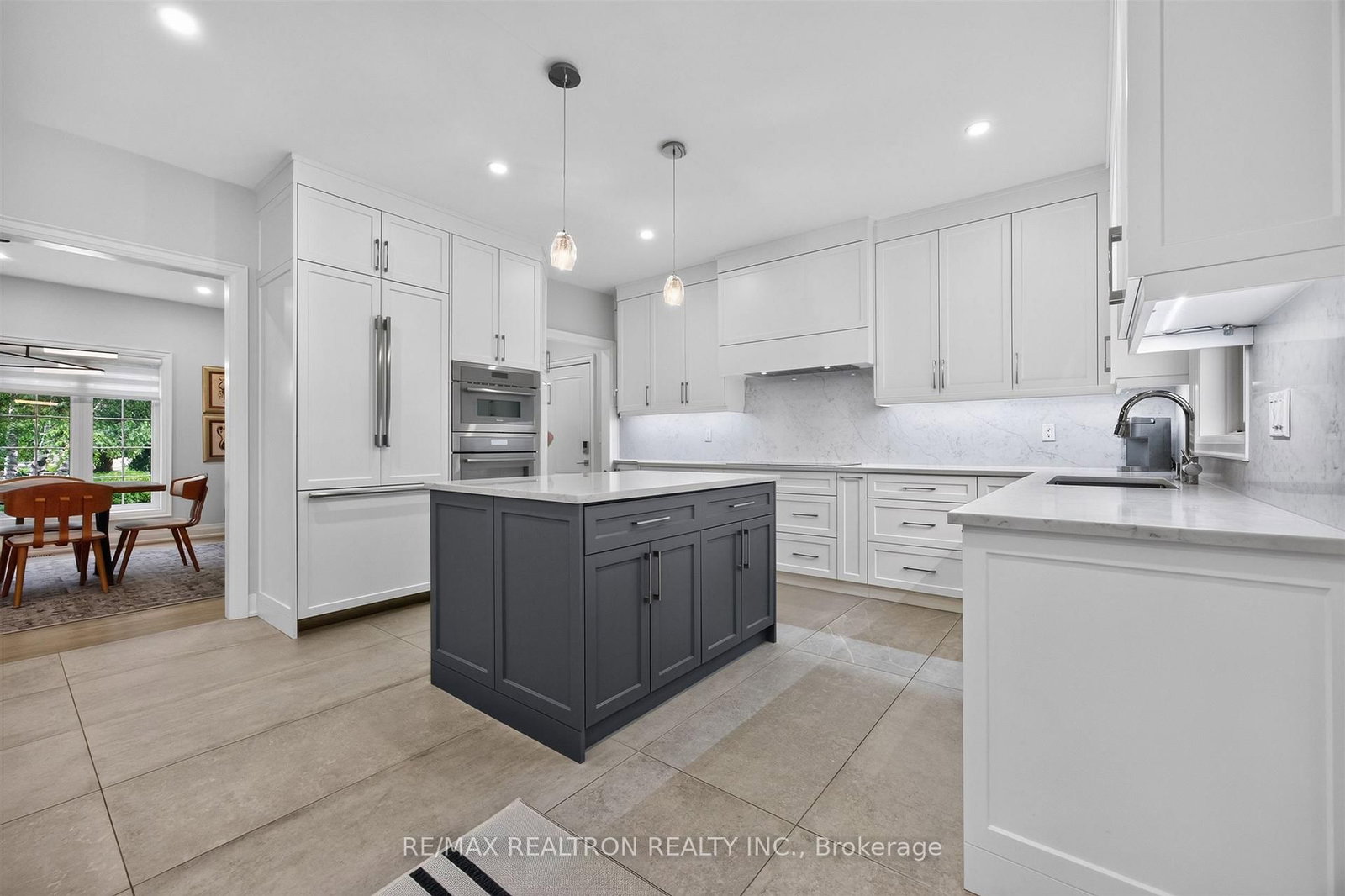 7 Maplehyrn Avenue • East Gwillimbury, ON photo 17